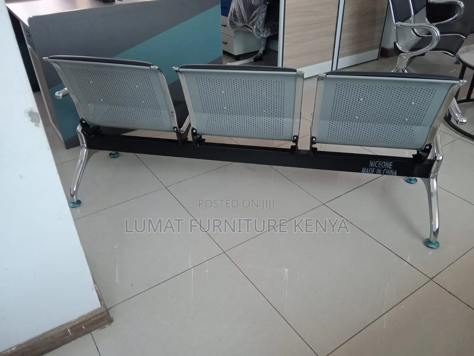 3-Seater Modern Reception Bench