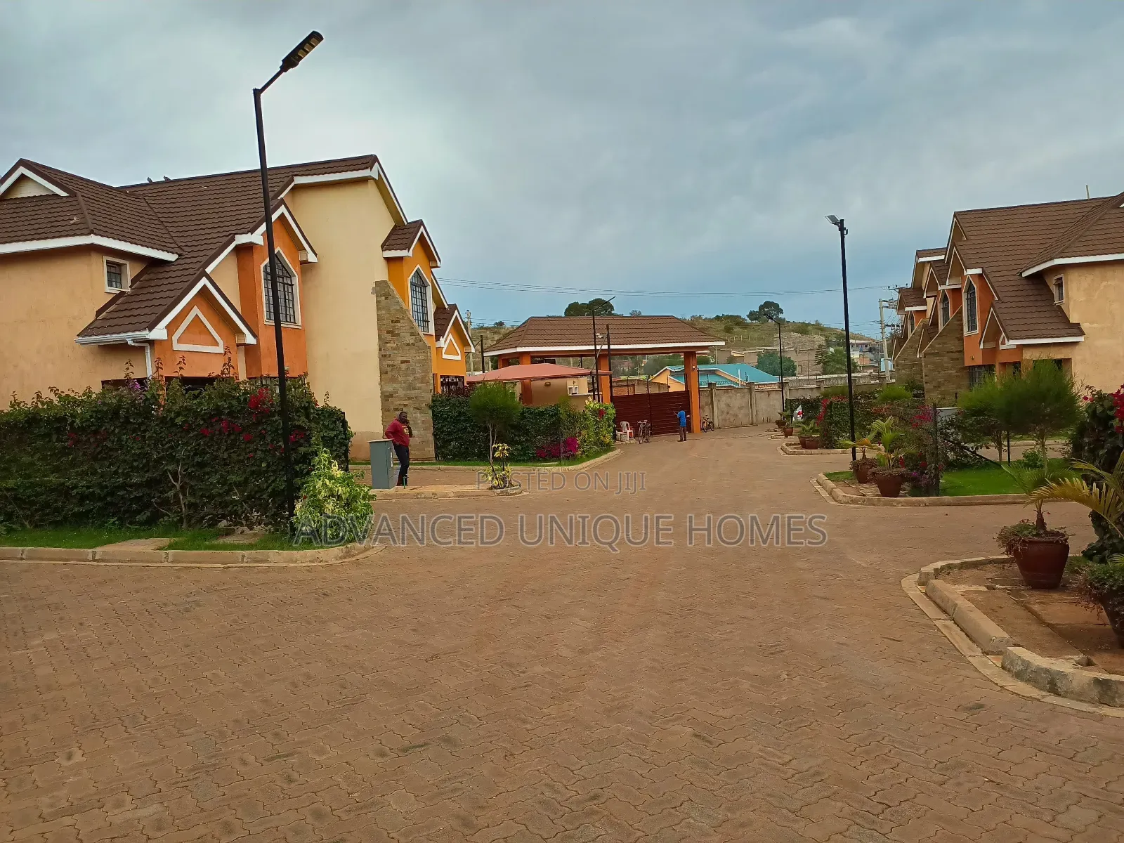 4bdrm Mansion in Hillside, Eldoret CBD for sale