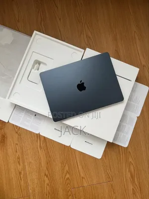 Laptop Apple MacBook Air 2025 M4 16GB Apple M4 SSD 256GB