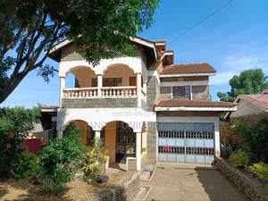 4bdrm Mansion in Milimani for sale
