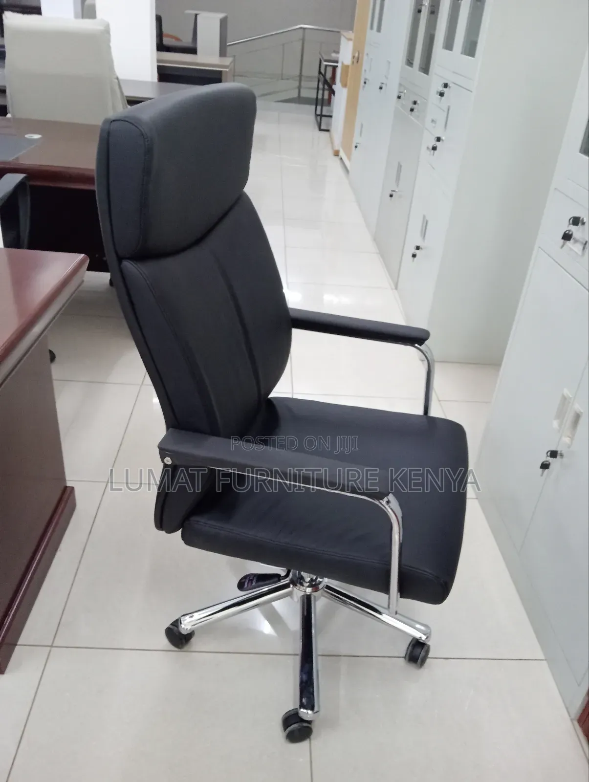High Back Swivel Chair