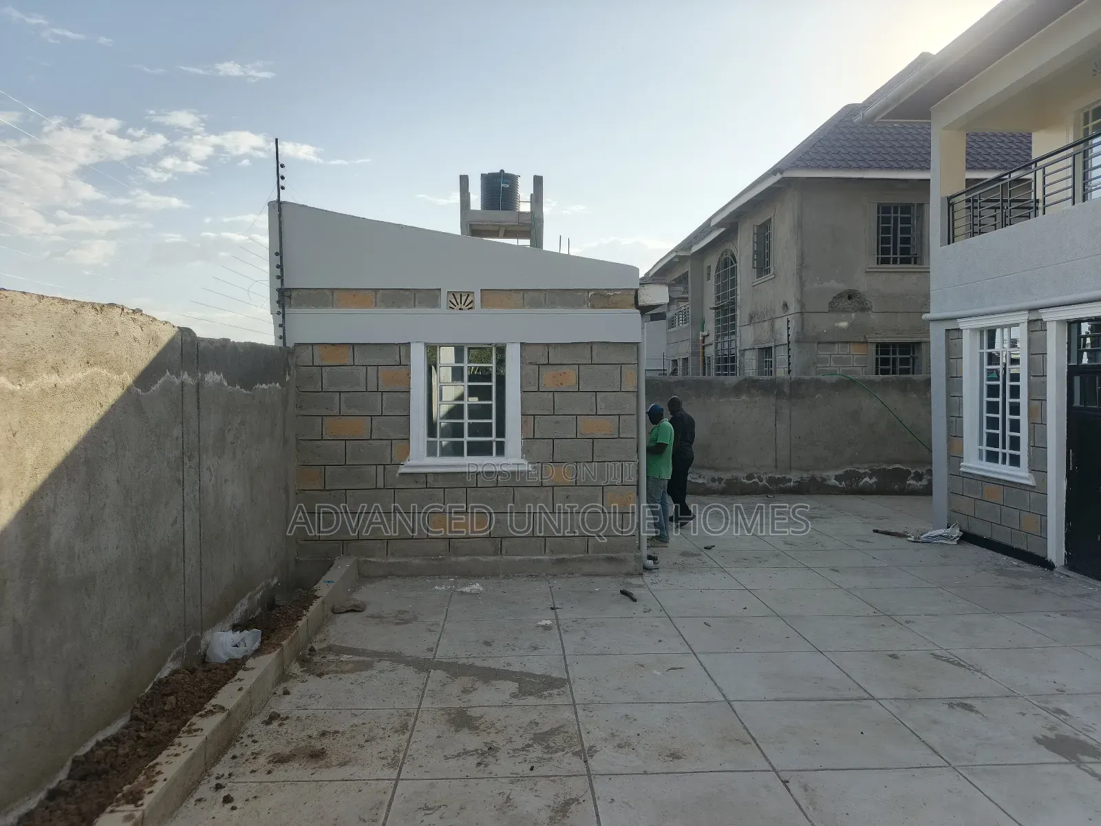 4bdrm Maisonette in Barnabas for sale