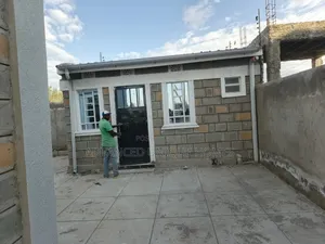 4bdrm Maisonette in Barnabas for sale