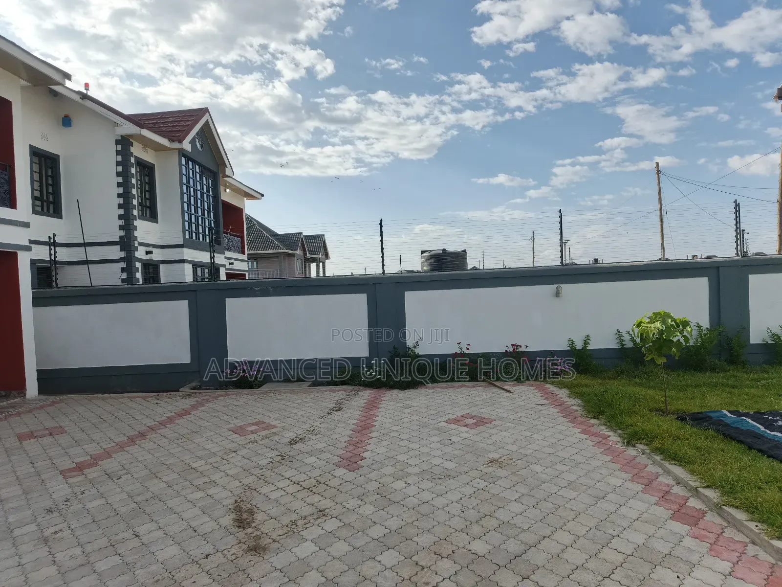 4bdrm Mansion in Barnabas for sale