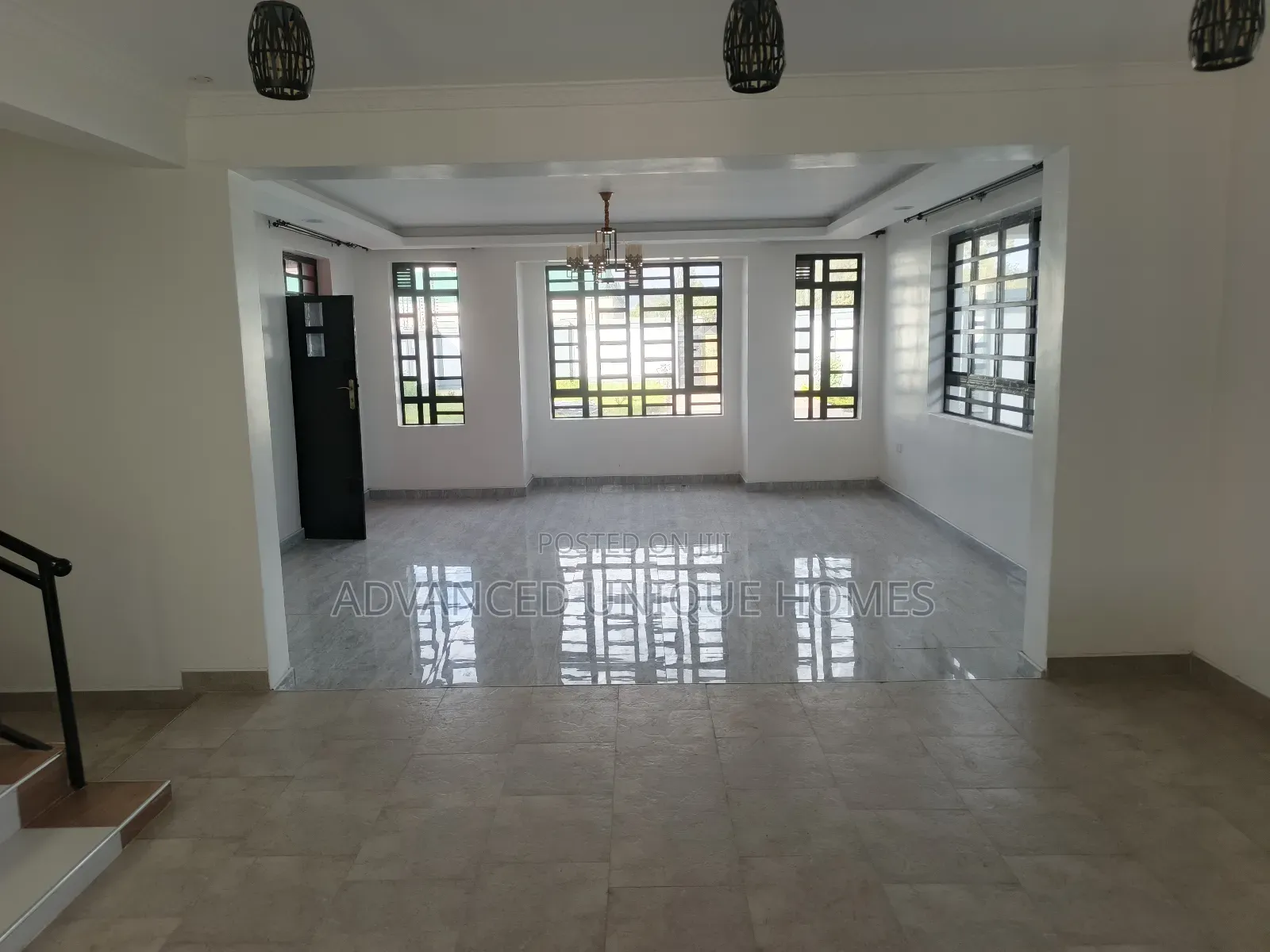 4bdrm Mansion in Barnabas for sale