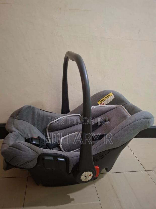 Baby Car Seat - thumbnail 2