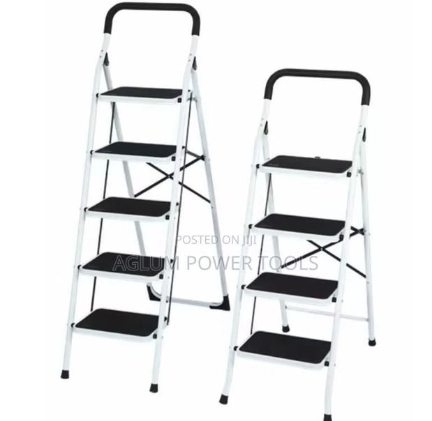 Two, Three and Four Step Ladder - thumbnail 2