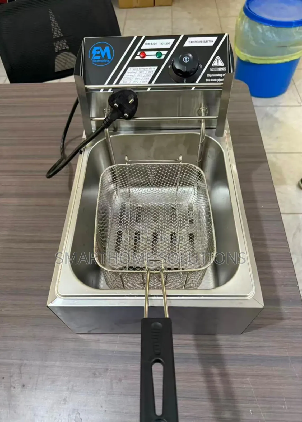 Single Deep Fryer Available