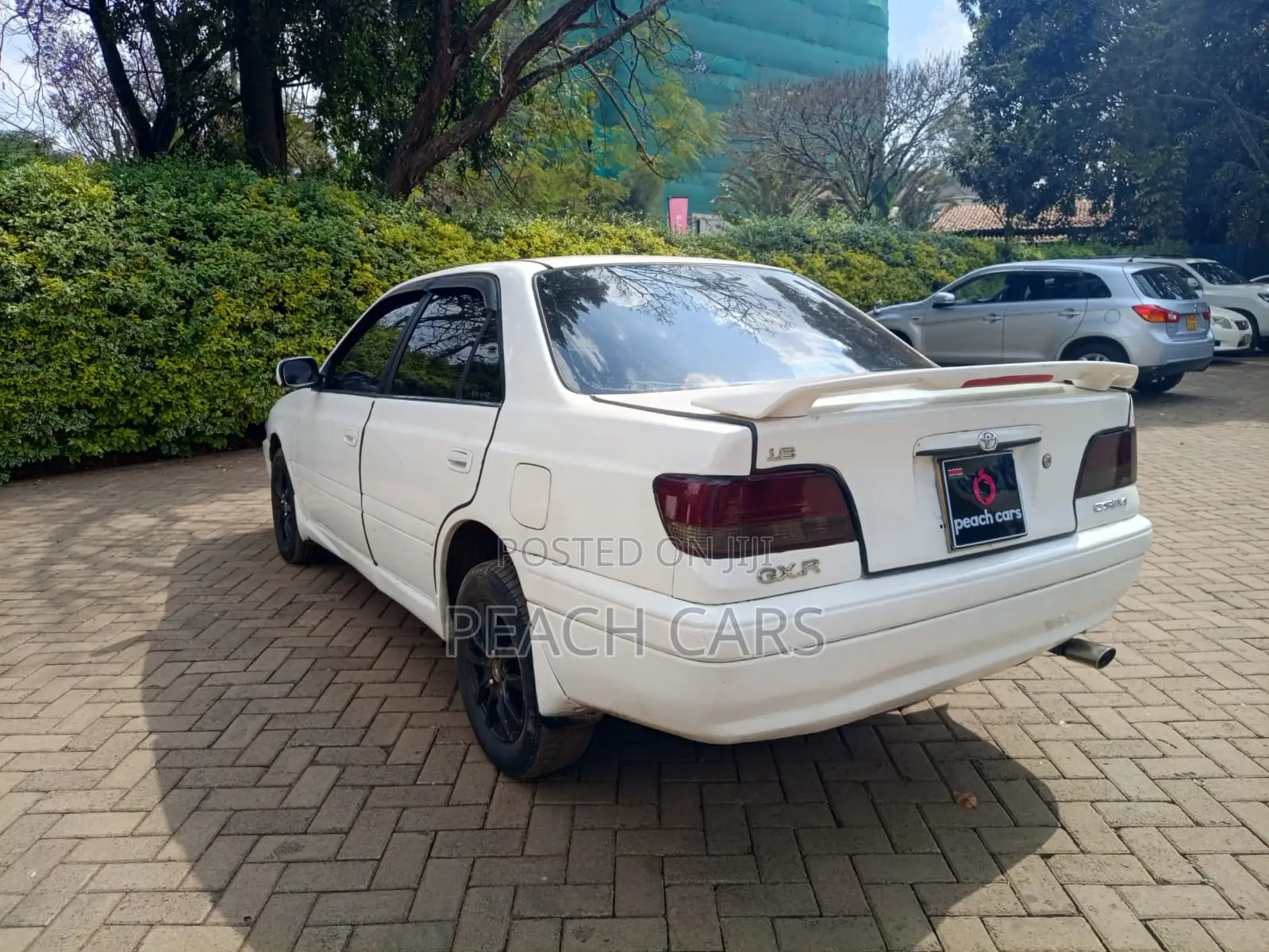 Toyota Carina 1.8 FWD Sedan 2001 White