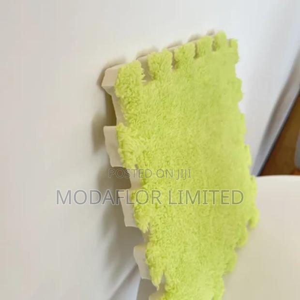 Baby-Friendly Interlocking Foam Mats – Soft Safe for Crawling 