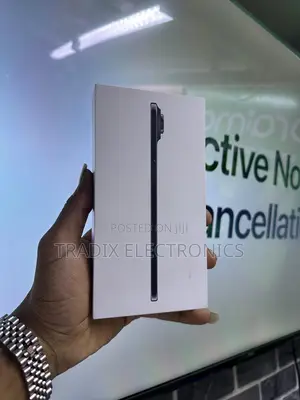 New Apple iPhone 17 256 GB White