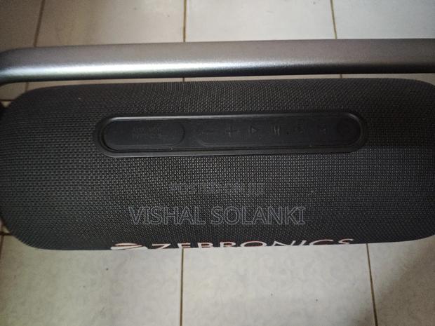 Bluetooth Speaker - main view