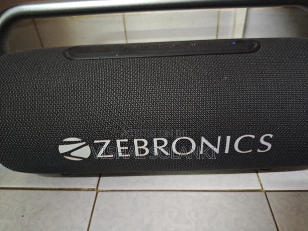 Bluetooth Speaker - thumbnail 3