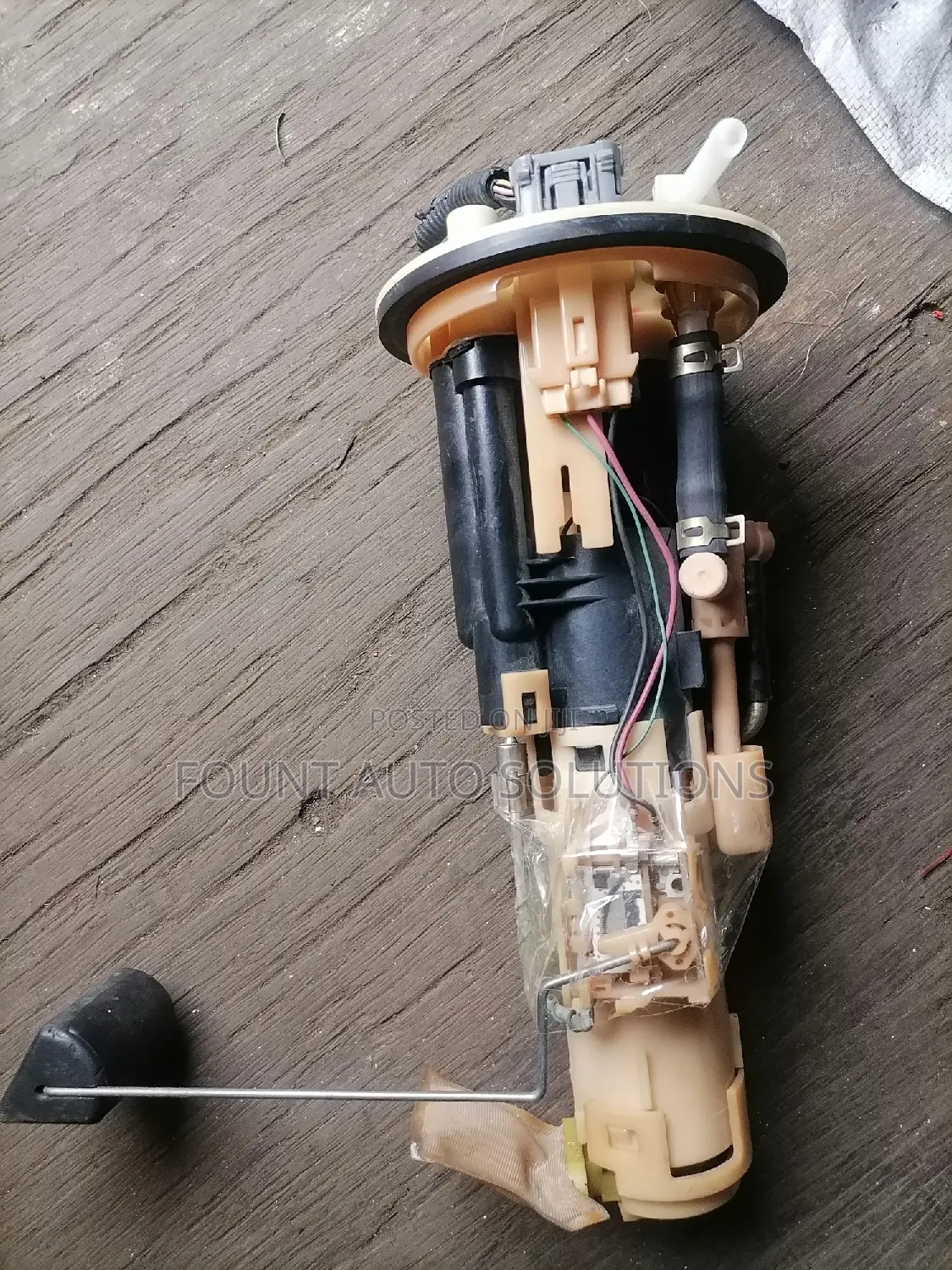 Fuel Pump Mitsubishi Pajero Io