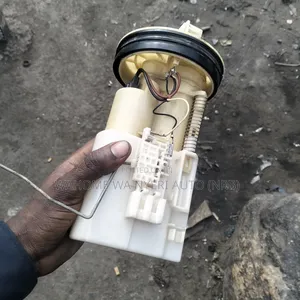 Fuel Pump Latio