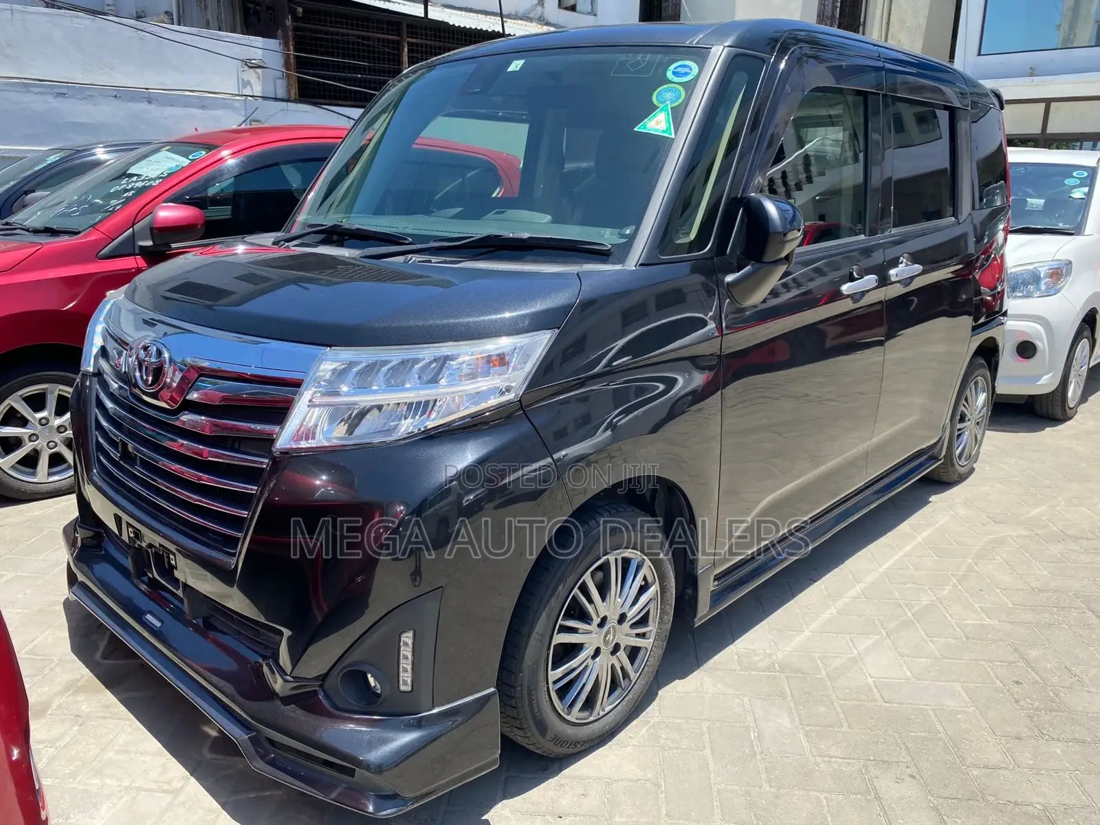 Toyota Roomy 2018 Black