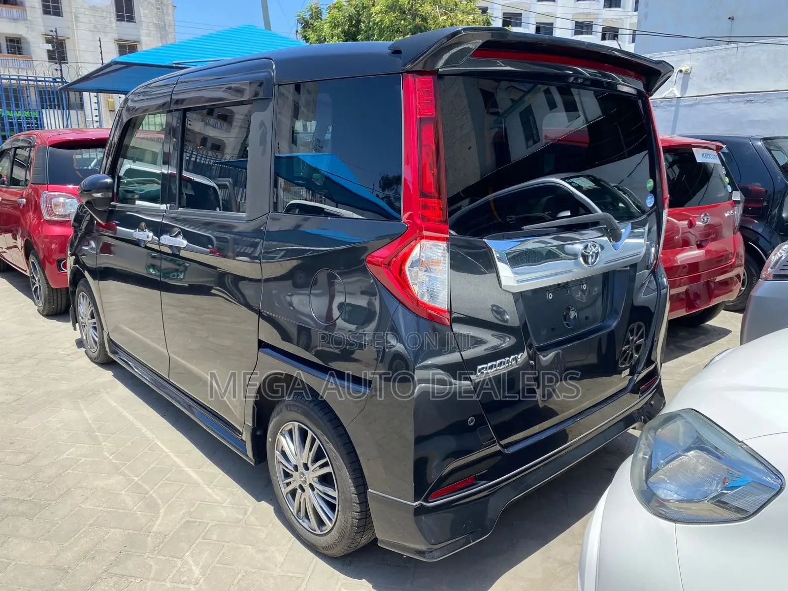 Toyota Roomy 2018 Black