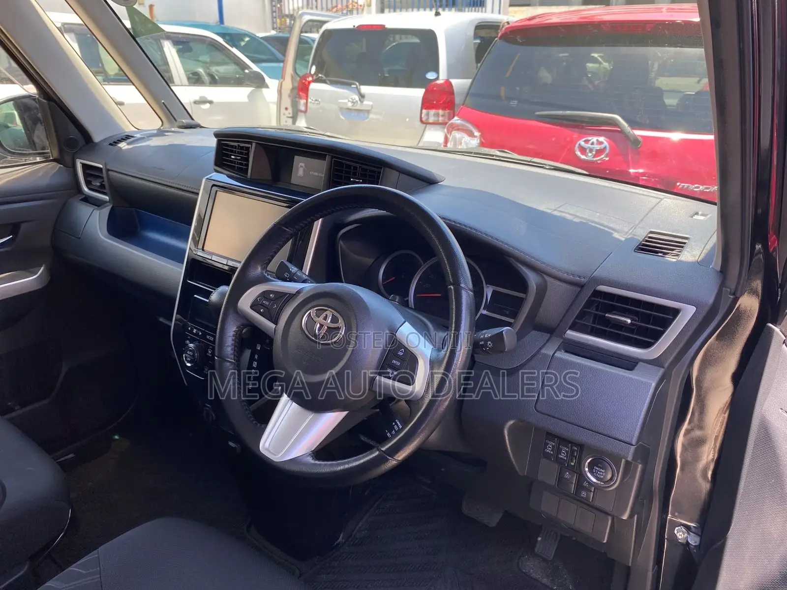Toyota Roomy 2018 Black