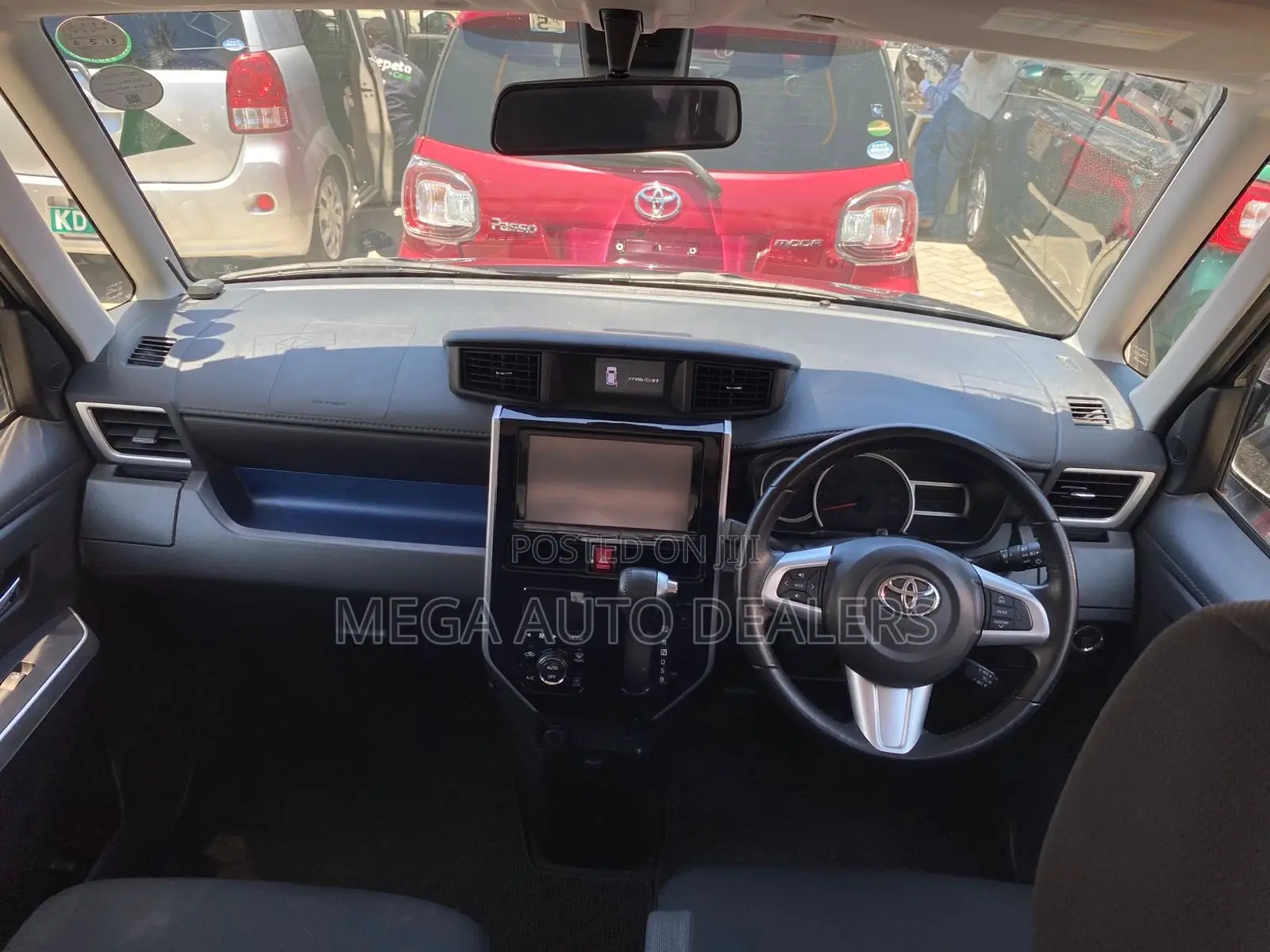 Toyota Roomy 2018 Black