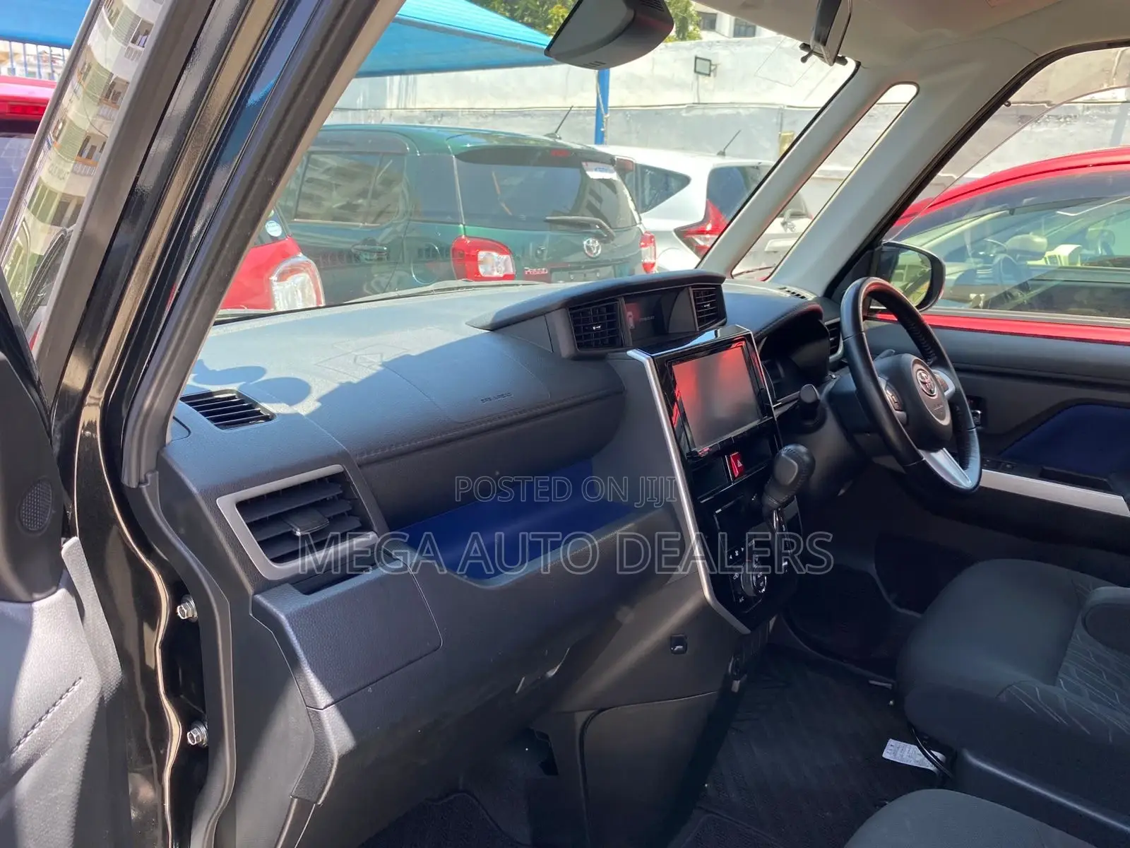 Toyota Roomy 2018 Black