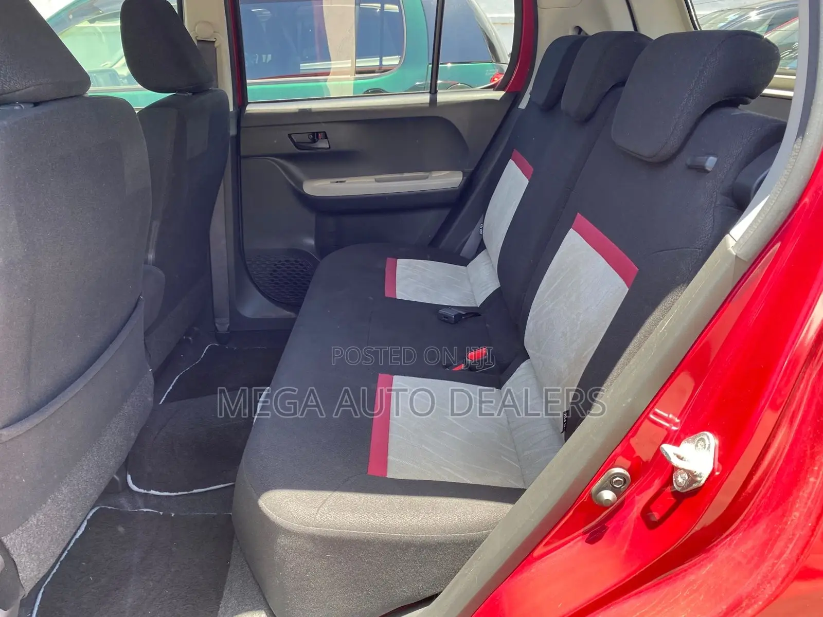 Toyota Passo 2018 Red