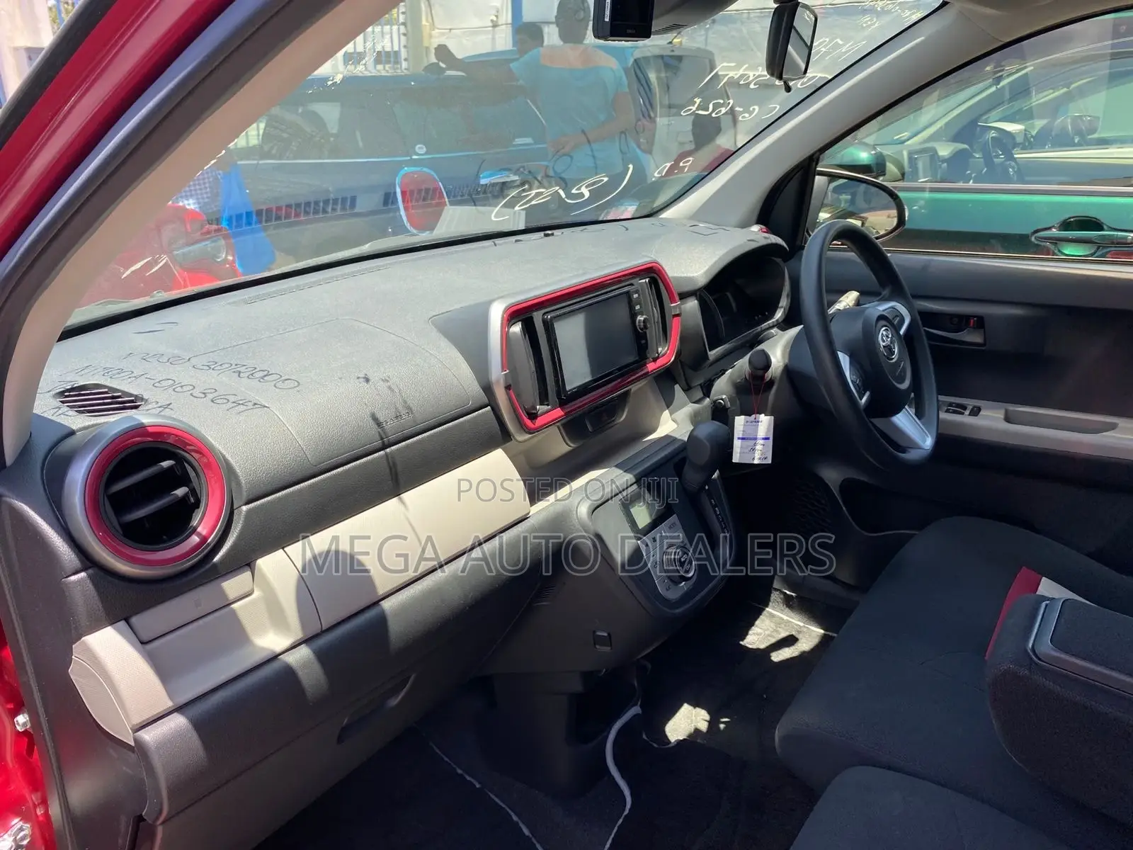 Toyota Passo 2018 Red