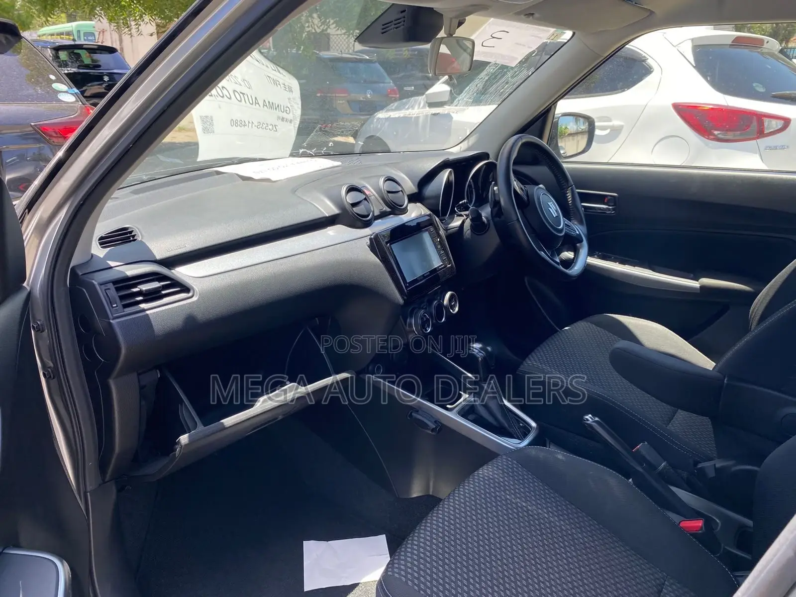 Suzuki Swift 2018 Silver