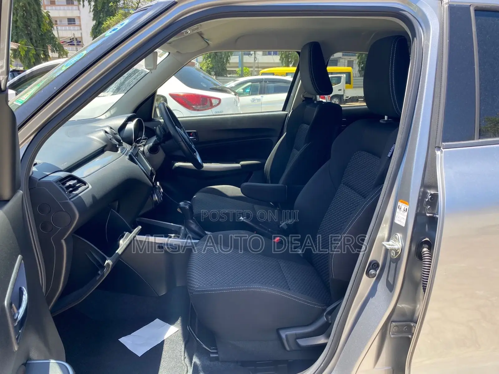 Suzuki Swift 2018 Silver