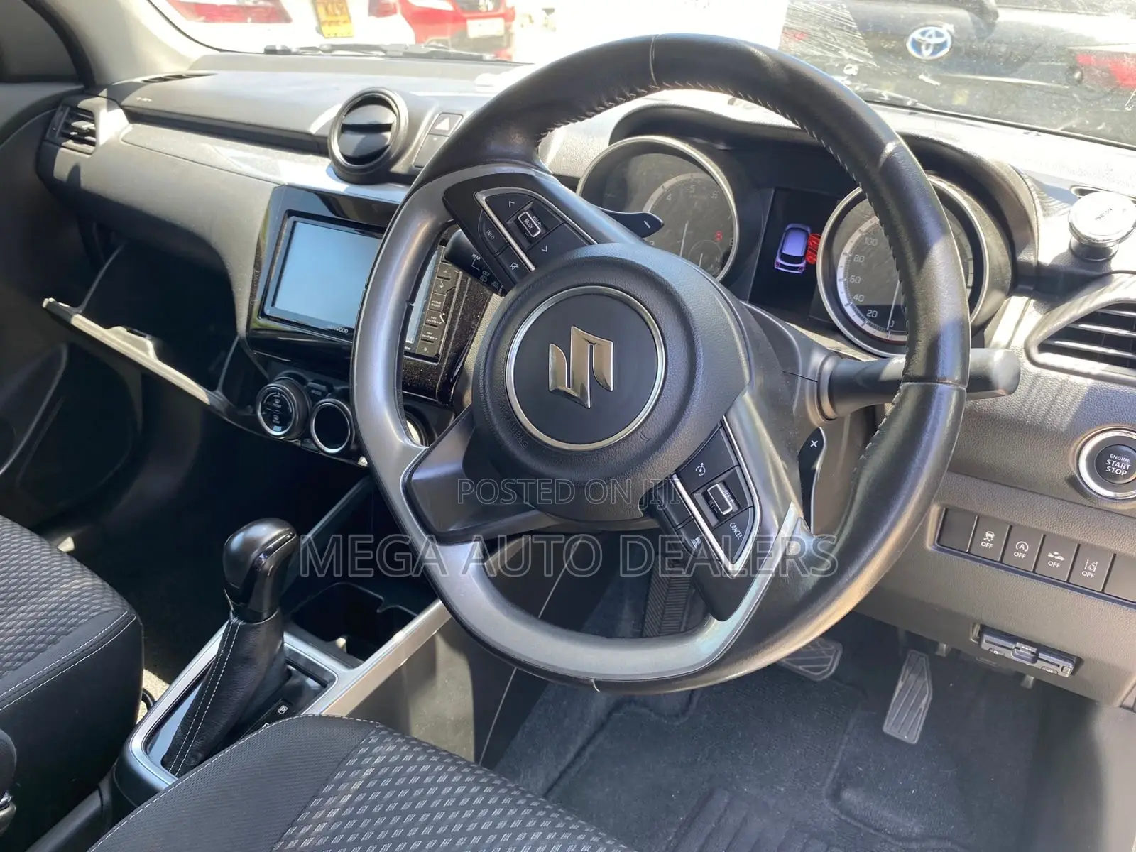 Suzuki Swift 2018 Silver