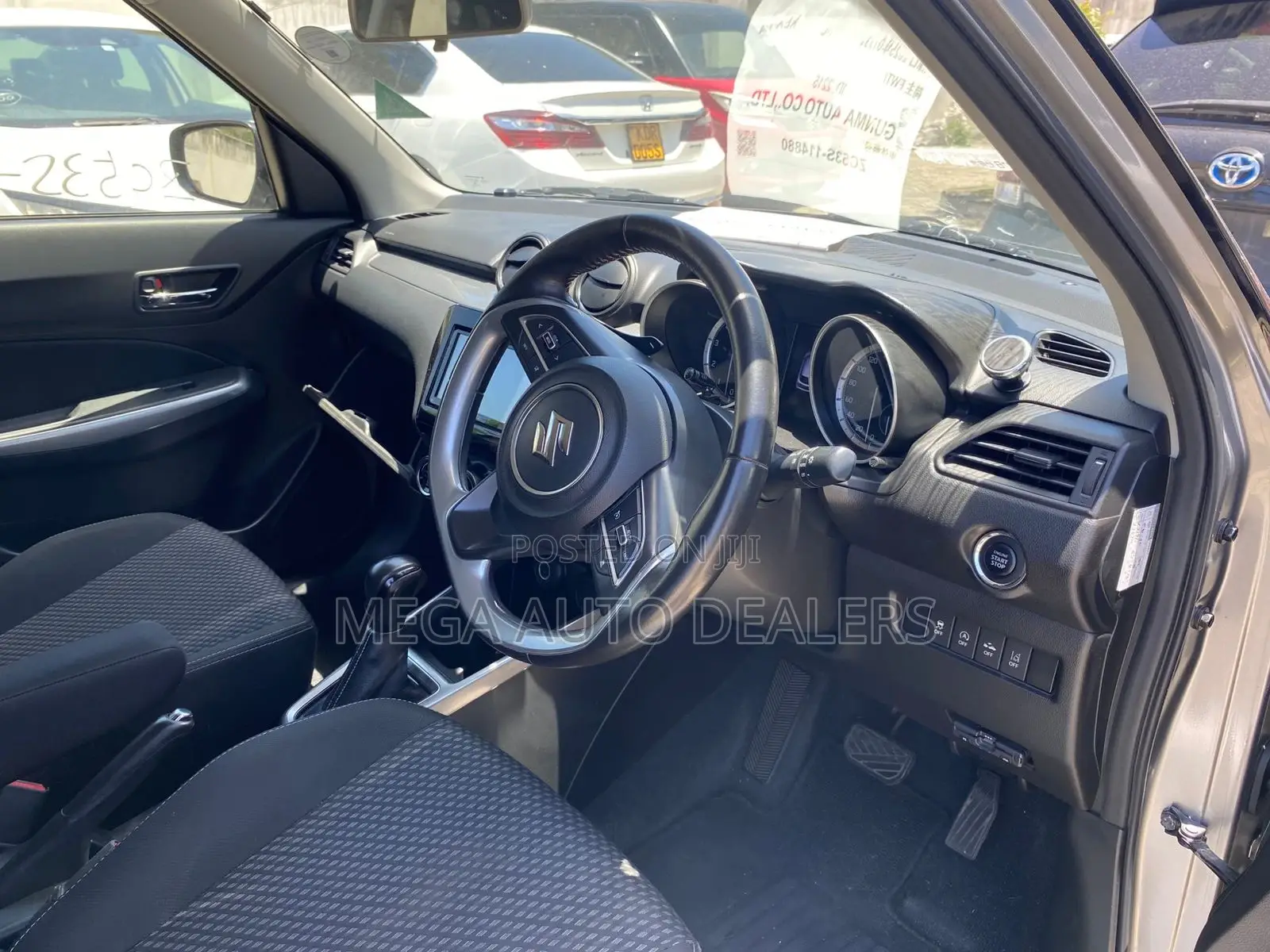 Suzuki Swift 2018 Silver