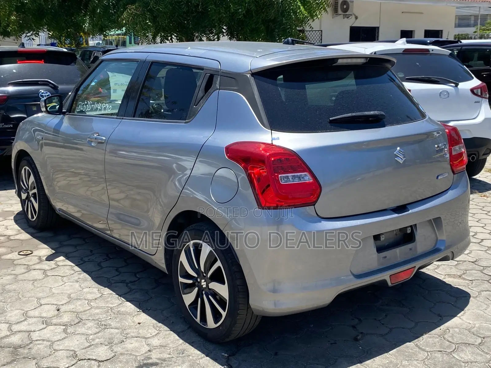 Suzuki Swift 2018 Silver