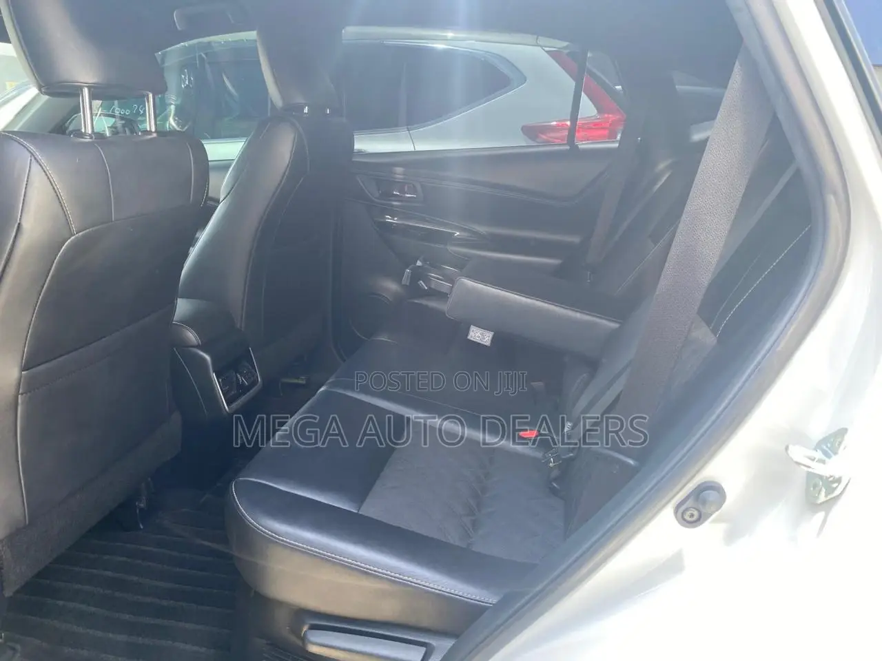 Toyota Harrier 2018 White