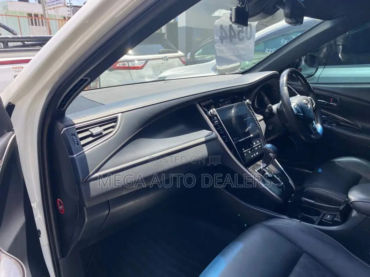 Toyota Harrier 2018 White