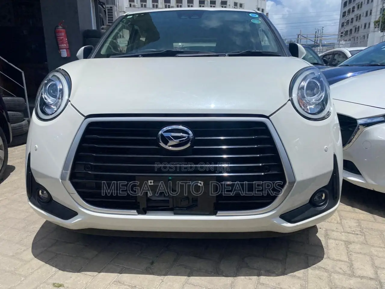 Daihatsu Boon 2018 White