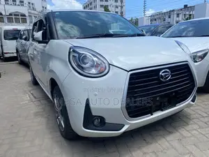 Daihatsu Boon 2018 White