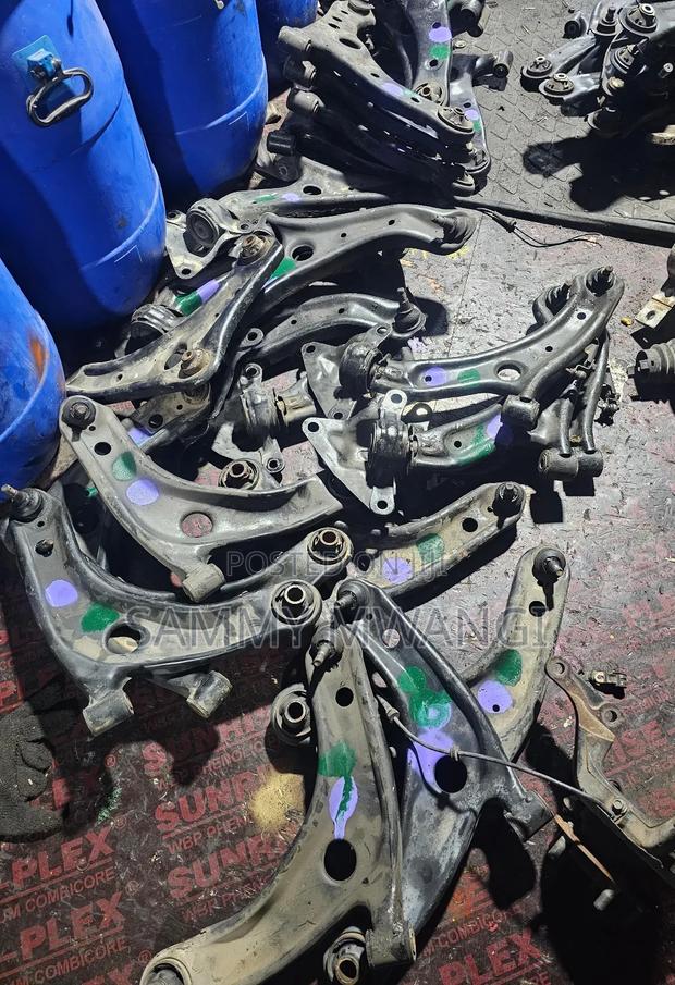Toyota Belta Filder New Control Arm Front 3500 - main view