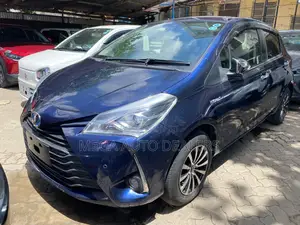 Toyota Vitz 2018 Blue