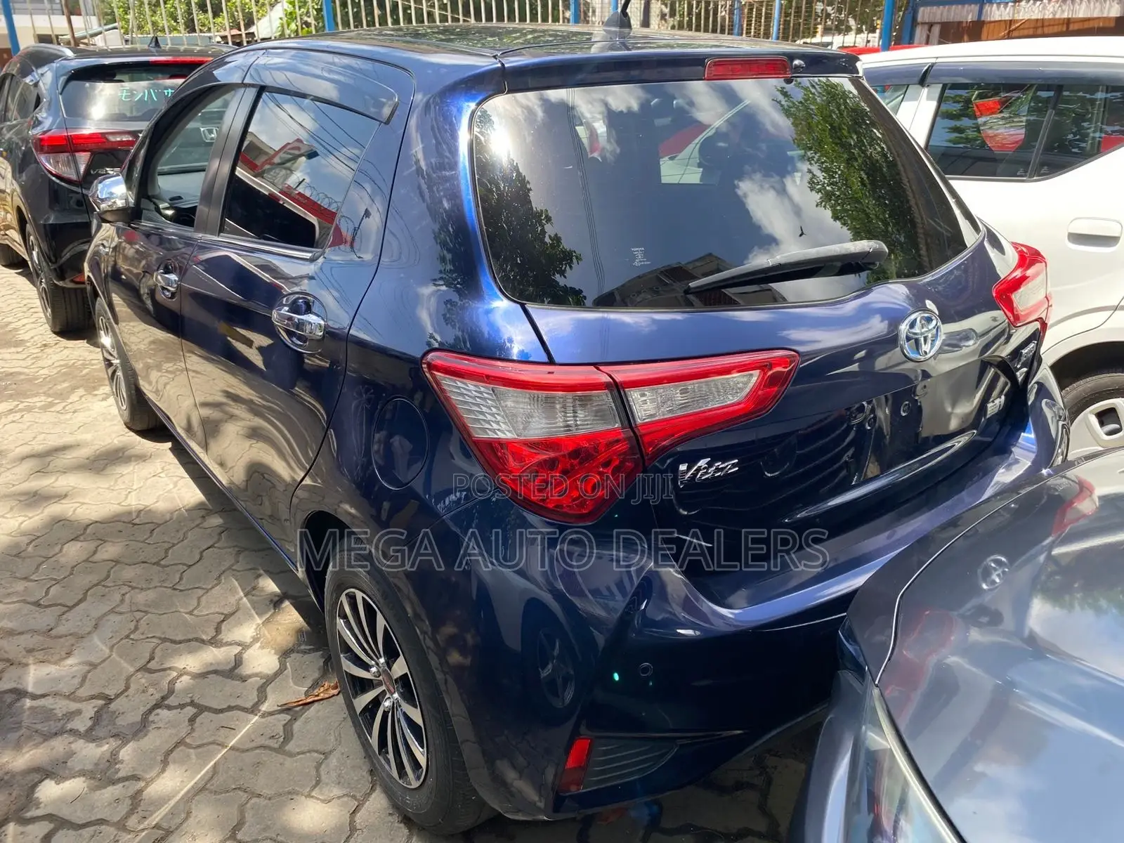 Toyota Vitz 2018 Blue