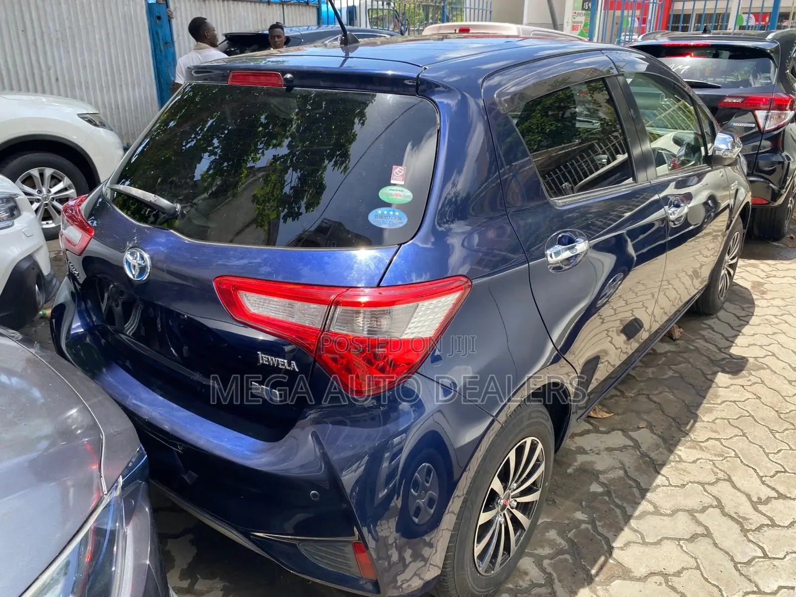 Toyota Vitz 2018 Blue