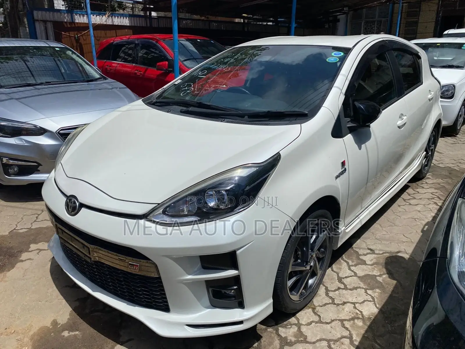 Toyota Aqua 2018 White