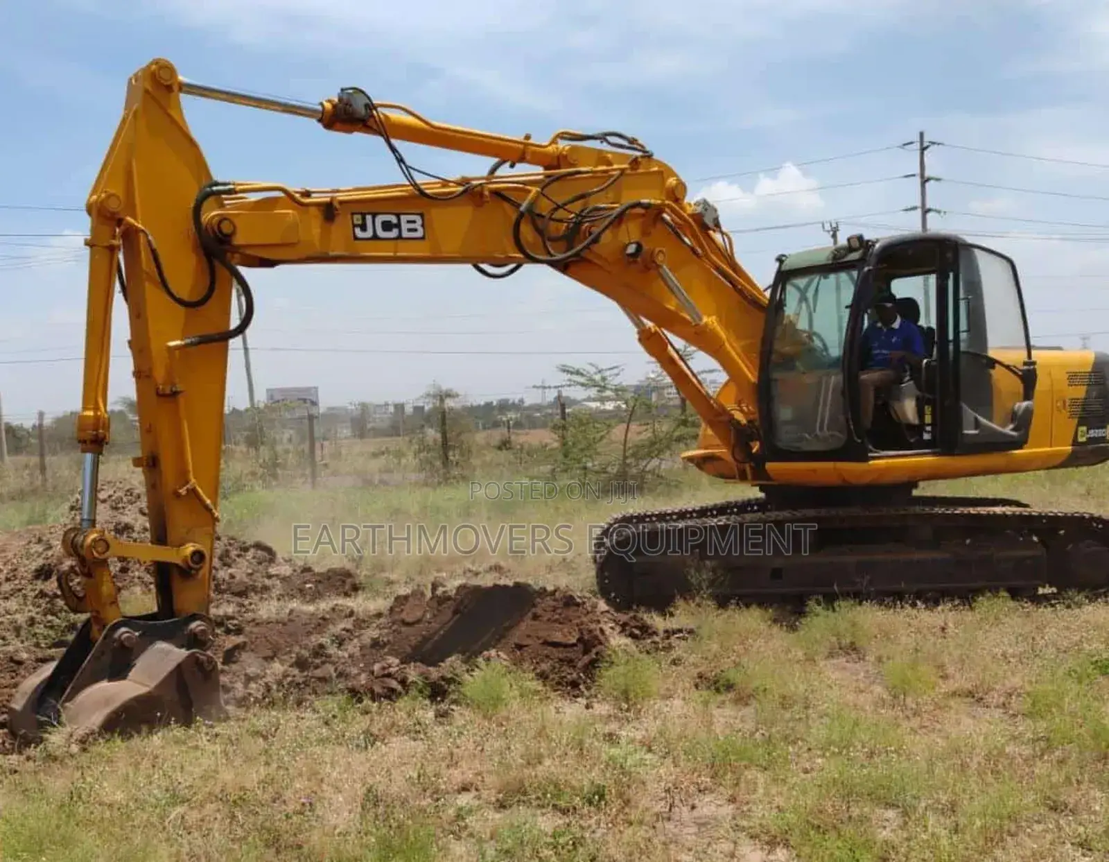 Earthmovers/Tractors for Hire(Excavators, Rollers, Backhoes,Gradersetc