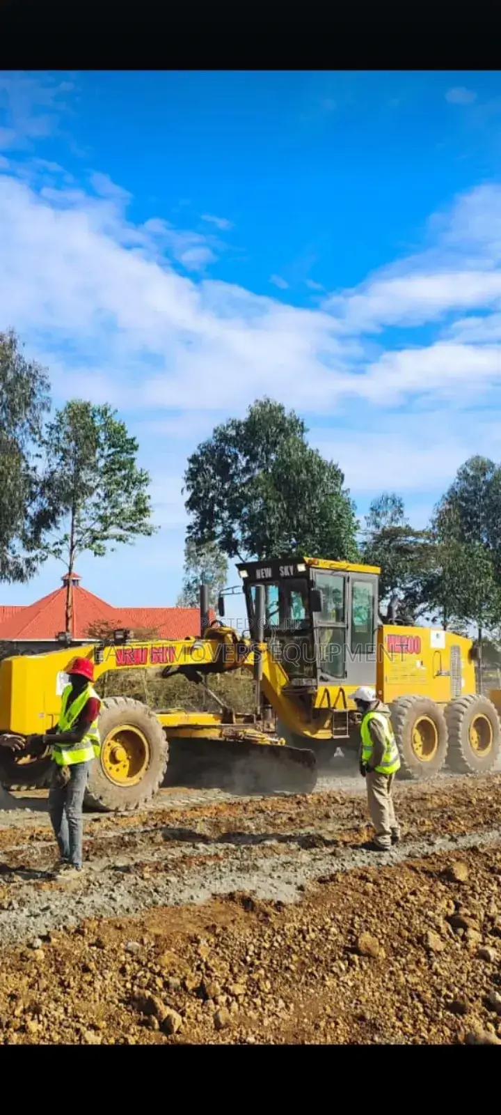 Earthmovers/Tractors for Hire(Excavators, Rollers, Backhoes,Gradersetc