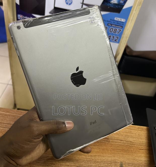 Apple iPad Air 16 GB Gray - thumbnail 3