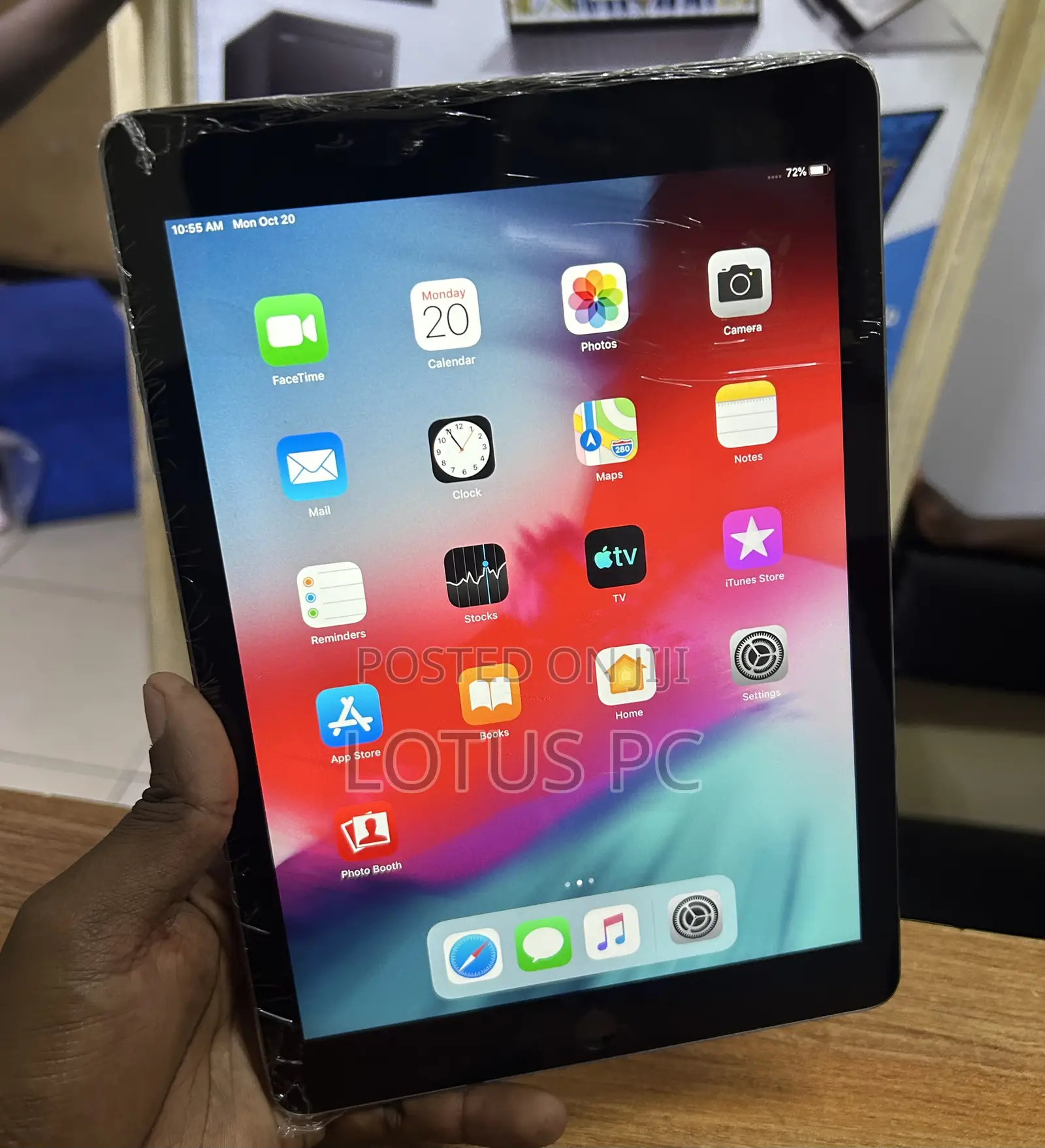 Apple iPad Air 16 GB Gray
