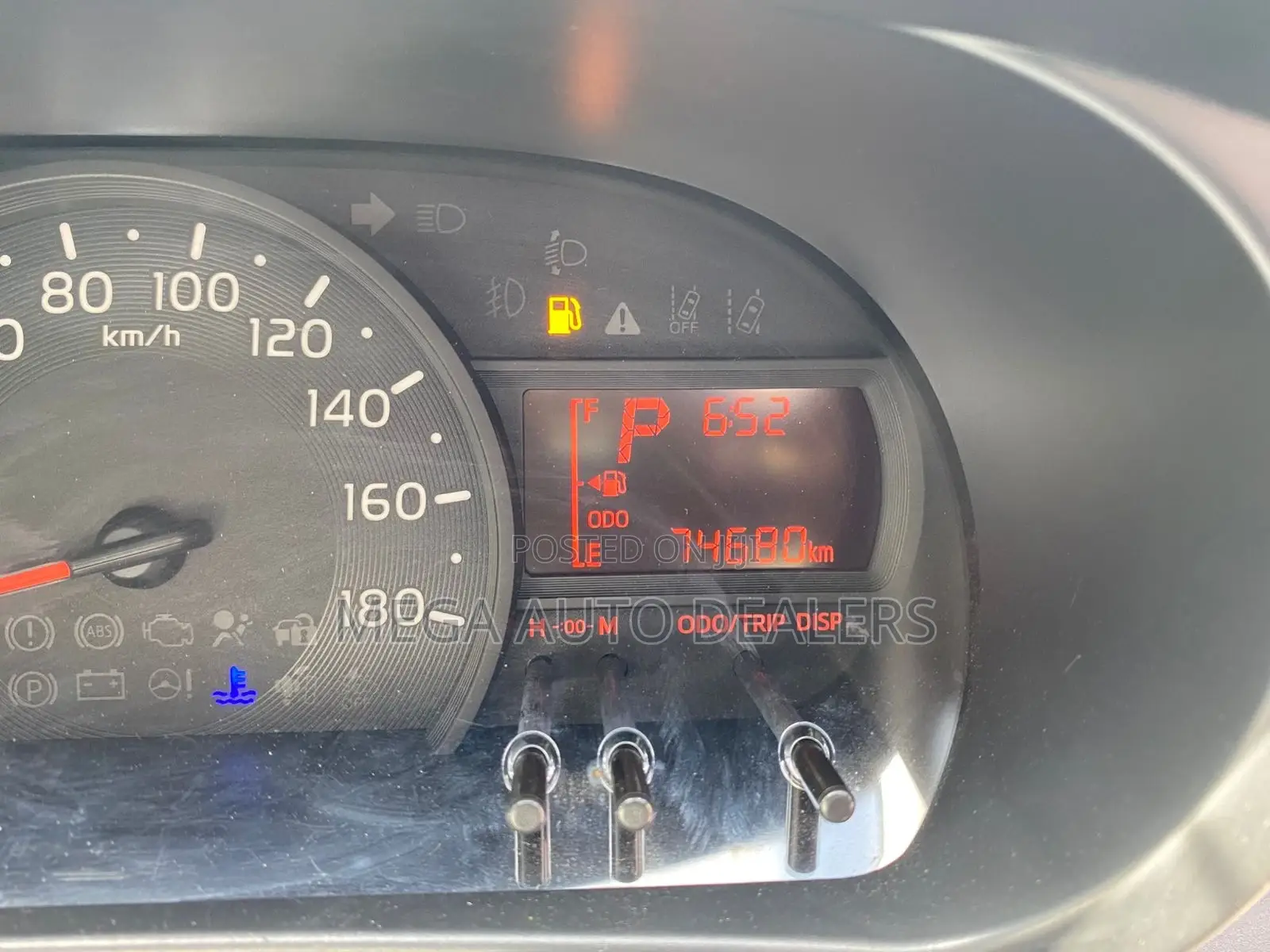 Toyota Passo 2018 Silver