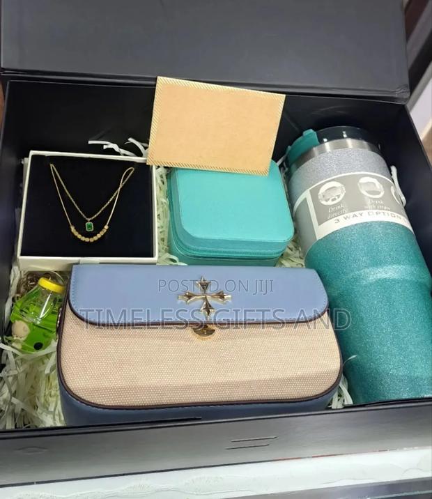 Ladies Gift Hamper Surprise Gift Set - main view
