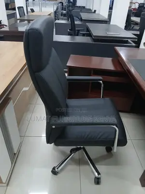 High Back Leather Executive Office Seat