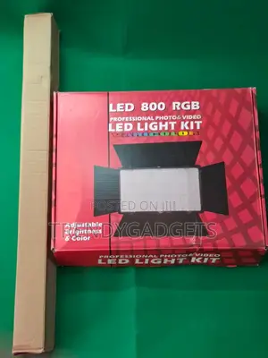 Led 800 RGB Professional Video Light Kit With Adjustable Stand