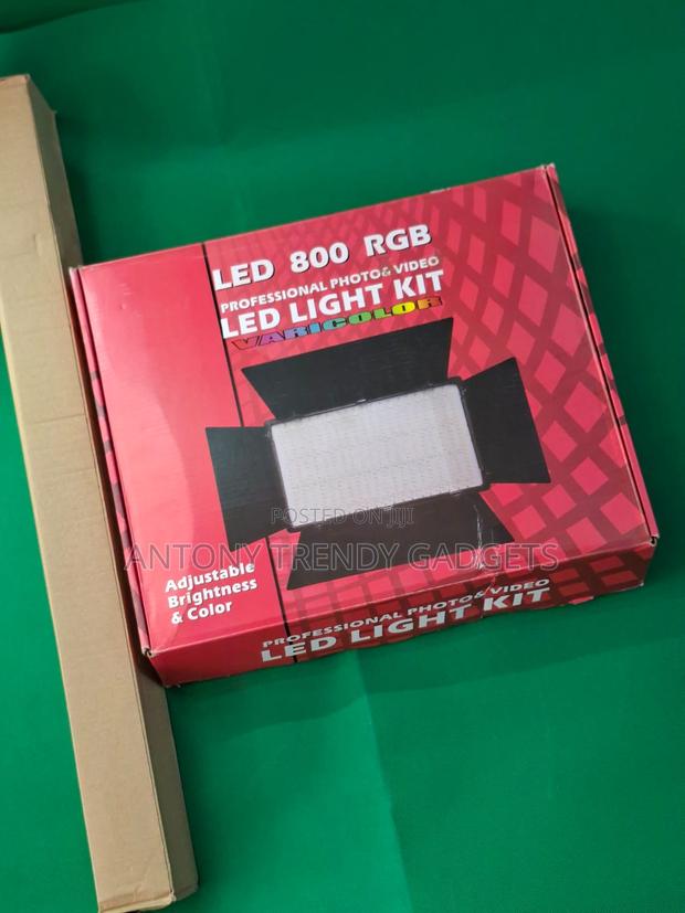 Led 800 Rgb Video Light Kit With Adjustable Tripod Stand - thumbnail 2