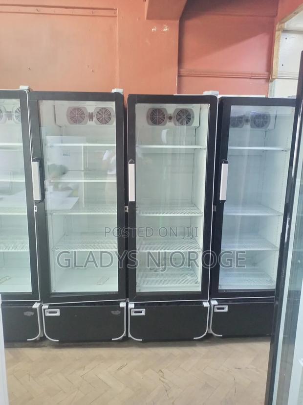 Perfct Working Display Fridge (Well Maintained) - thumbnail 2